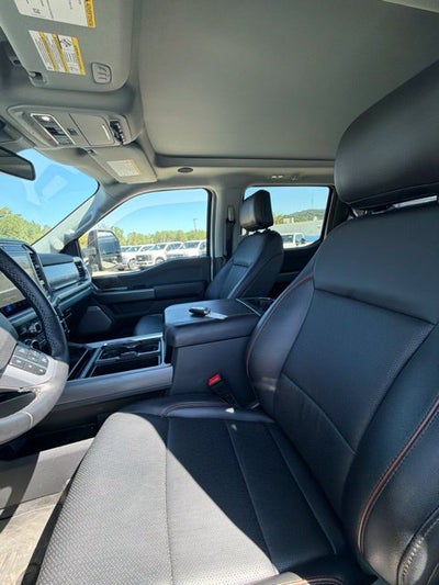 2025 Ford F-350SD Lariat