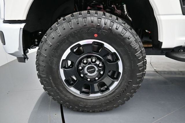 2026 Ford F-350SD Lariat Tremor