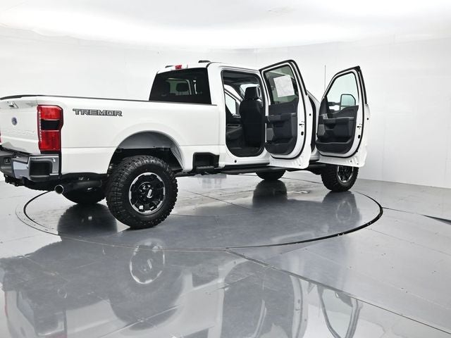 2026 Ford F-350SD Lariat Tremor