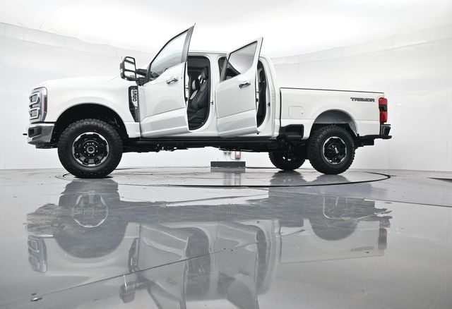 2026 Ford F-350SD F-350® Lariat®