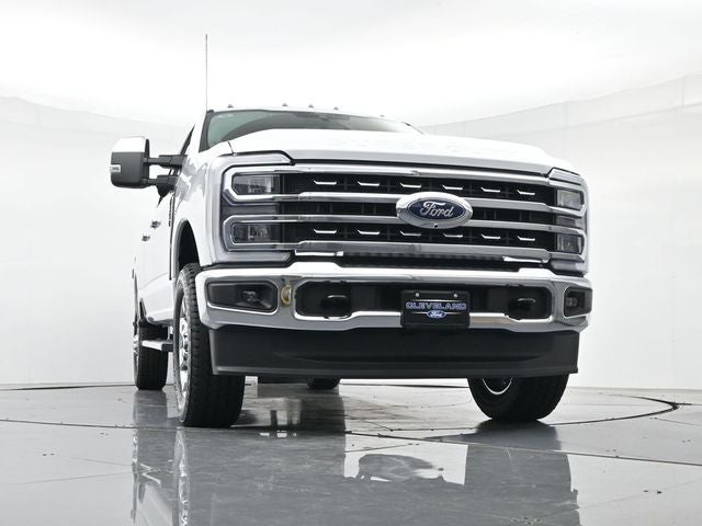 2026 Ford F-350SD F-350® Lariat®