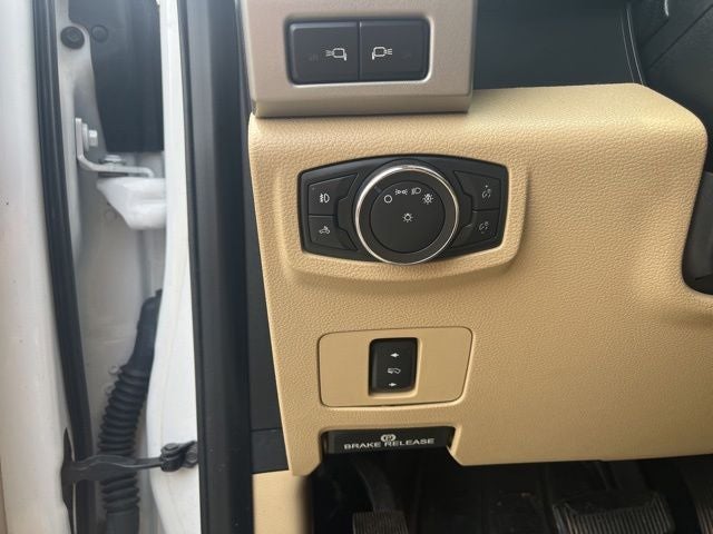 2017 Ford F-350SD Lariat