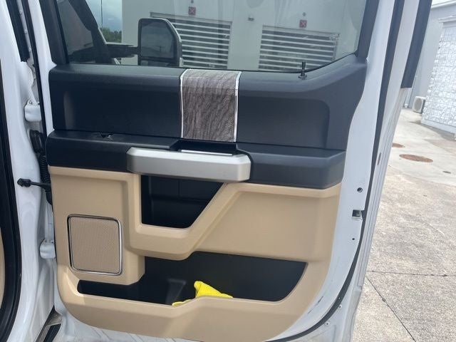 2017 Ford F-350SD Lariat
