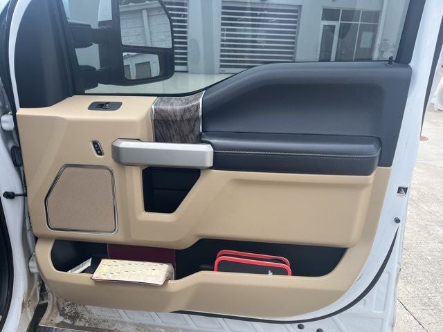 2017 Ford F-350SD Lariat