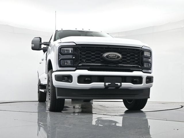 2026 Ford F-350SD F-350® Lariat®