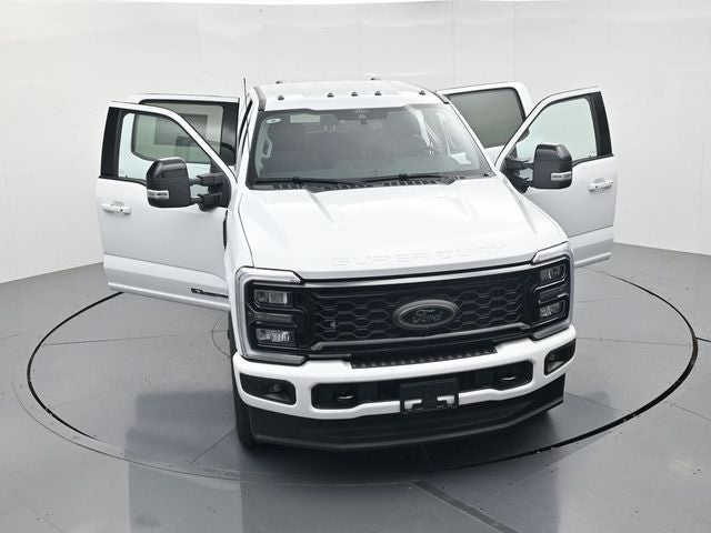 2026 Ford F-350SD F-350® Lariat®