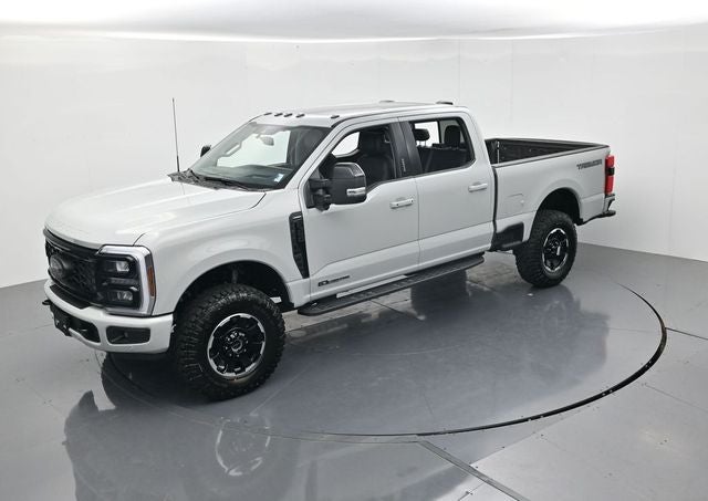 2026 Ford F-350SD Lariat Tremor
