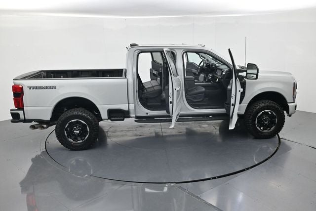 2026 Ford F-350SD Lariat Tremor