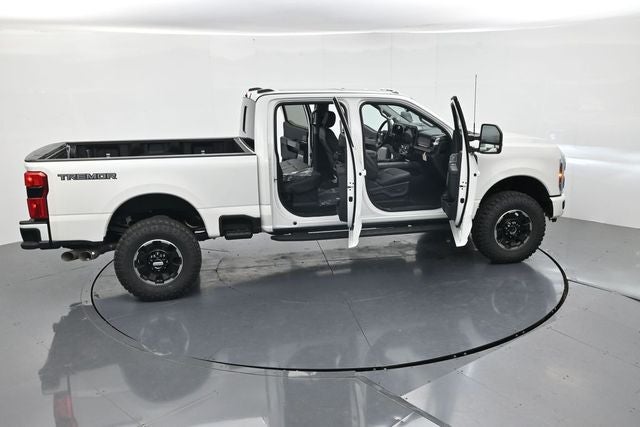 2026 Ford F-350SD Lariat Tremor