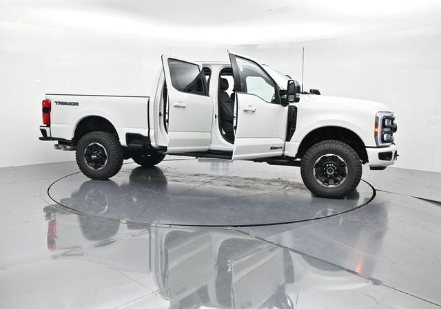 2026 Ford F-350SD Lariat Tremor