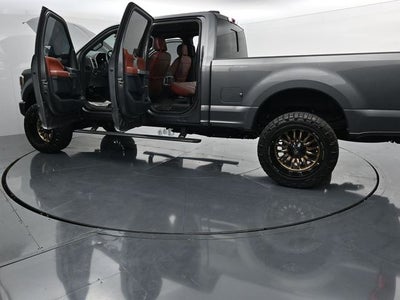 2022 Ford F-350SD Platinum