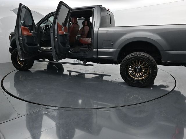 2022 Ford F-350SD Platinum