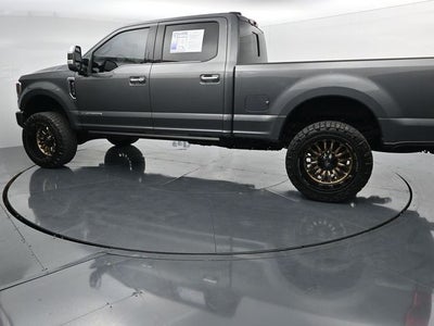 2022 Ford F-350SD Platinum