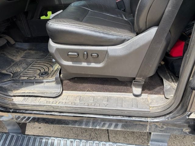 2016 Ford F-350SD Lariat