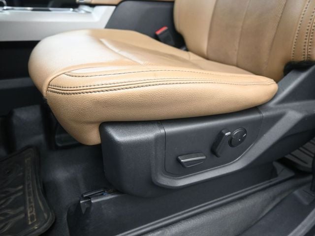 2022 Ford F-350SD Lariat DRW