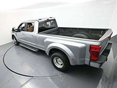 2022 Ford F-350SD Lariat DRW