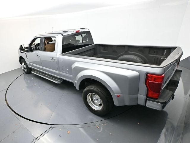 2022 Ford F-350SD Lariat DRW