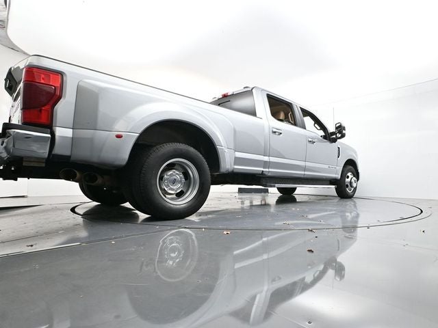 2022 Ford F-350SD Lariat DRW