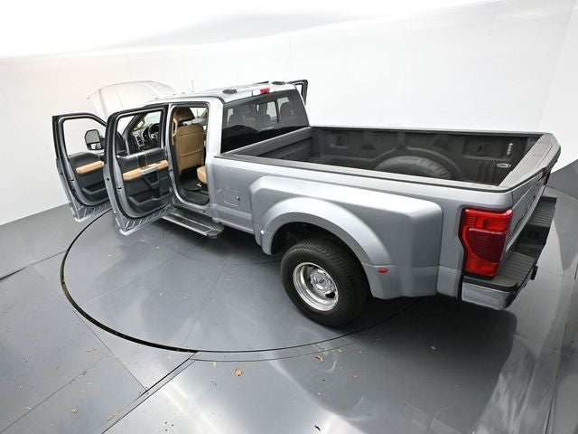 2022 Ford F-350SD Lariat DRW