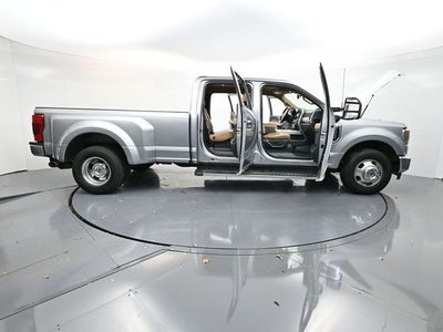 2022 Ford F-350SD Lariat DRW