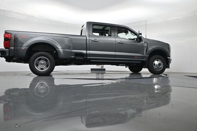 2026 Ford F-350SD Lariat DRW