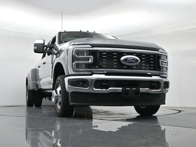 2026 Ford F-350SD Lariat DRW