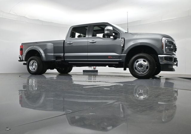 2026 Ford F-350SD Lariat DRW
