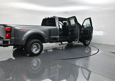 2026 Ford F-350SD Lariat DRW