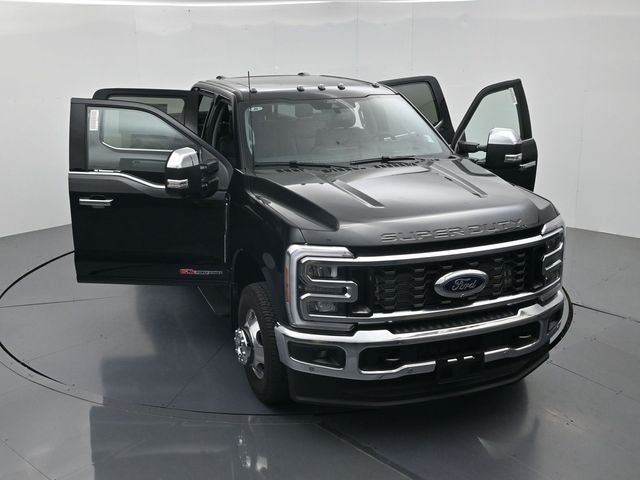 2026 Ford F-350SD Lariat DRW