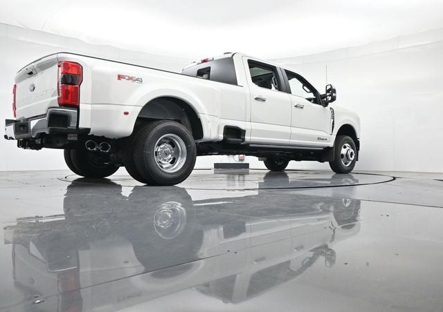 2026 Ford F-350SD F-350® Lariat®
