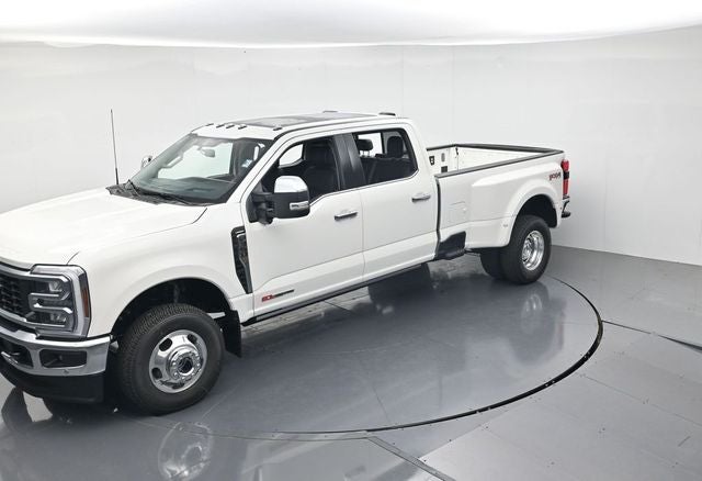 2026 Ford F-350SD F-350® Lariat®