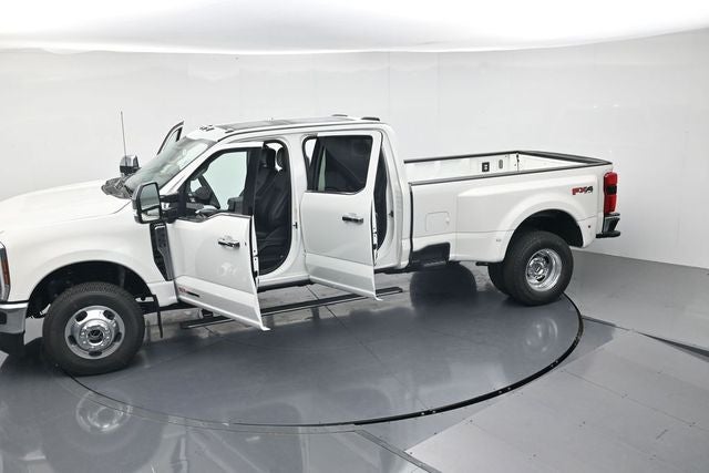 2026 Ford F-350SD F-350® Lariat®