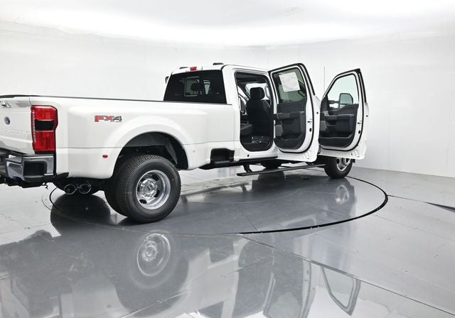 2026 Ford F-350SD F-350® Lariat®