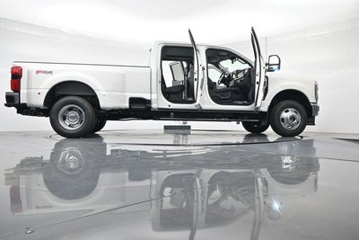 2026 Ford F-350SD F-350® Lariat®