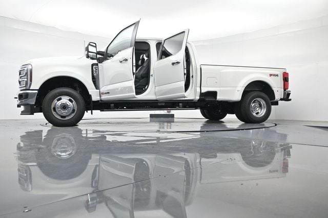 2026 Ford F-350SD F-350® Lariat®