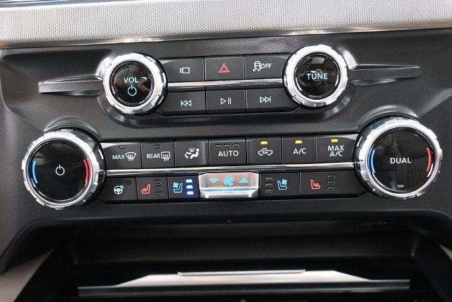 2026 Ford F-350SD Platinum DRW
