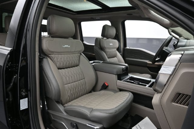 2026 Ford F-350SD Platinum DRW