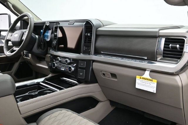 2026 Ford F-350SD Platinum DRW