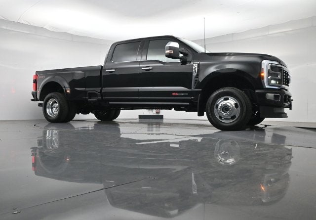 2026 Ford F-350SD Platinum DRW