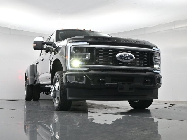 2026 Ford F-350SD Platinum DRW