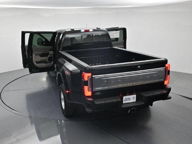 2026 Ford F-350SD Platinum DRW