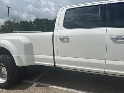 2022 Ford F-450SD Platinum DRW