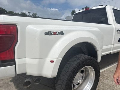 2022 Ford F-450SD Platinum DRW