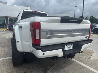 2022 Ford F-450SD Platinum DRW