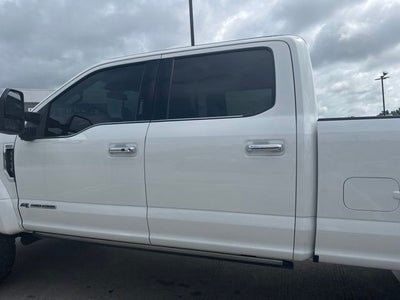 2022 Ford F-450SD Platinum DRW