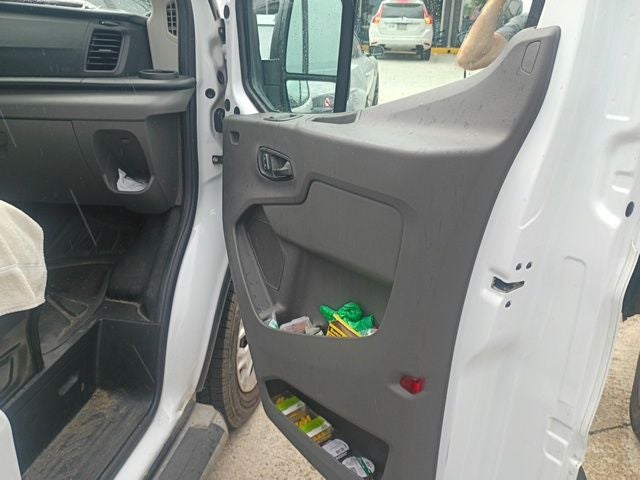 2022 Ford Transit-250 Base