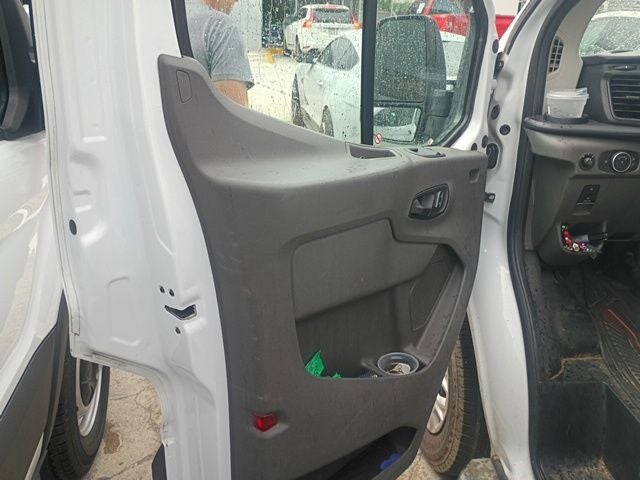 2022 Ford Transit-250 Base