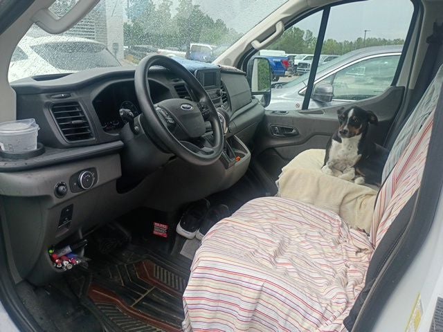 2022 Ford Transit-250 Base