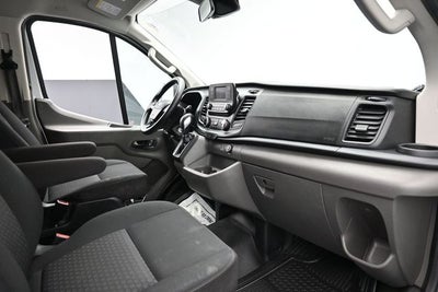 2022 Ford Transit-250 Base