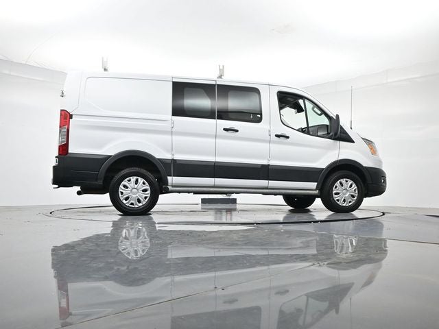 2022 Ford Transit-250 Base